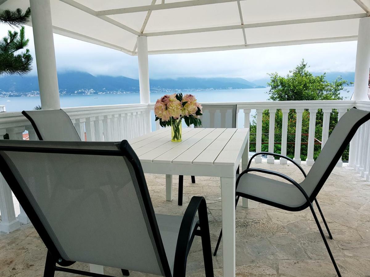 Boka Apartments Tivat Eksteriør bilde