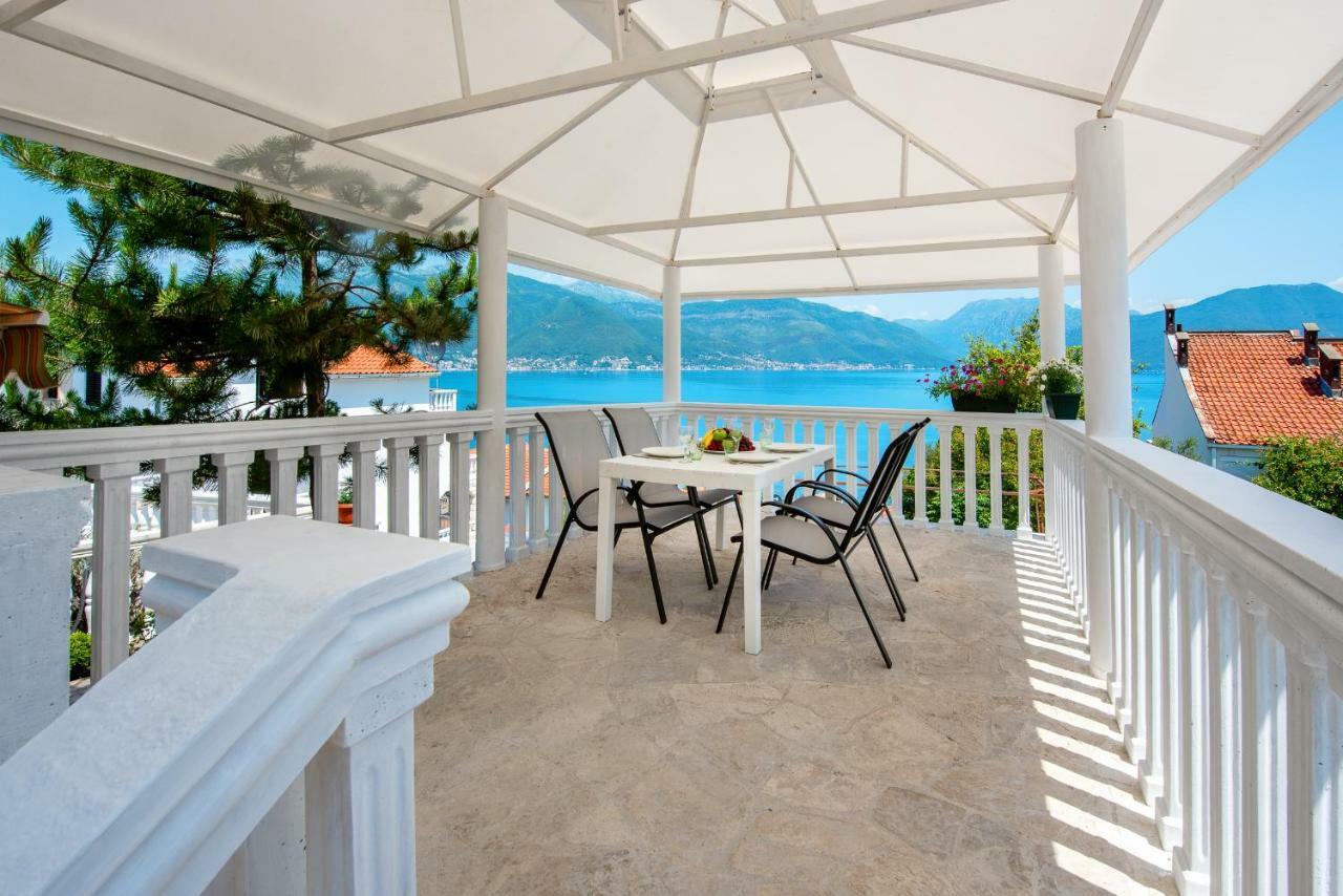 Boka Apartments Tivat Eksteriør bilde