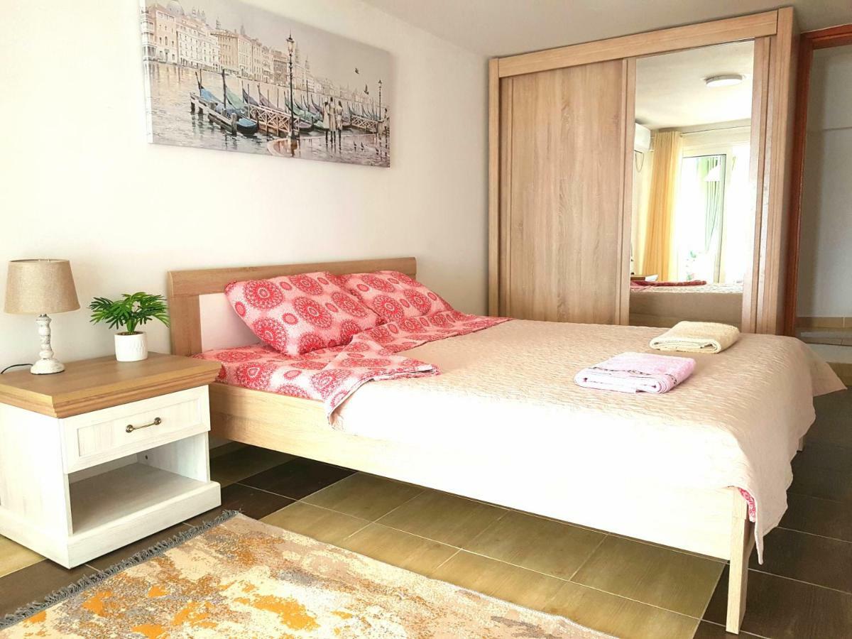 Boka Apartments Tivat Eksteriør bilde